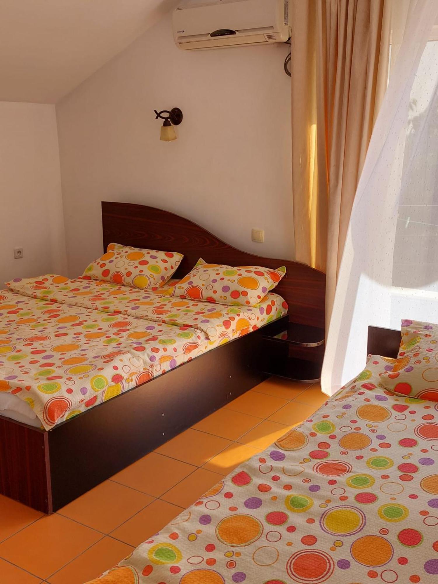 Vila Leonard Hotel Costinesti Ngoại thất bức ảnh